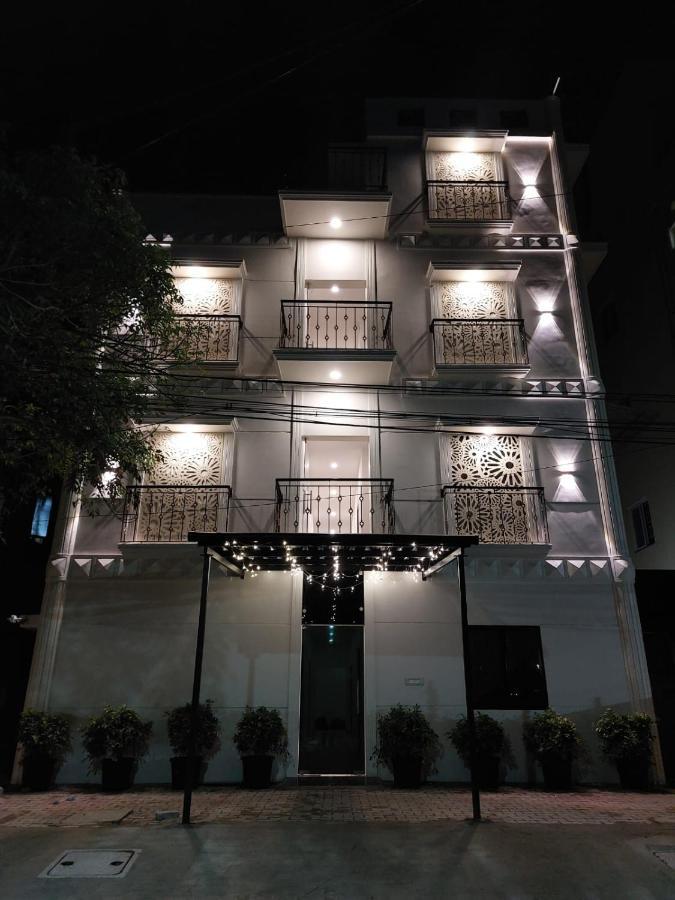 Chippy Residency Hotel Madras Buitenkant foto