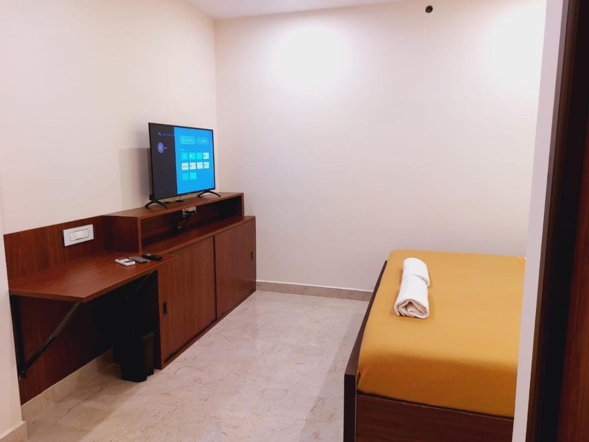 Chippy Residency Hotel Madras Buitenkant foto